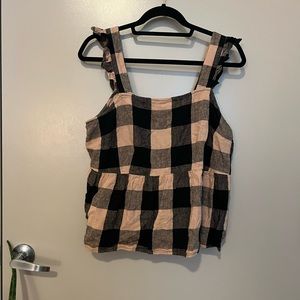 Who What Wear Women Black Sleeveless Blouse L